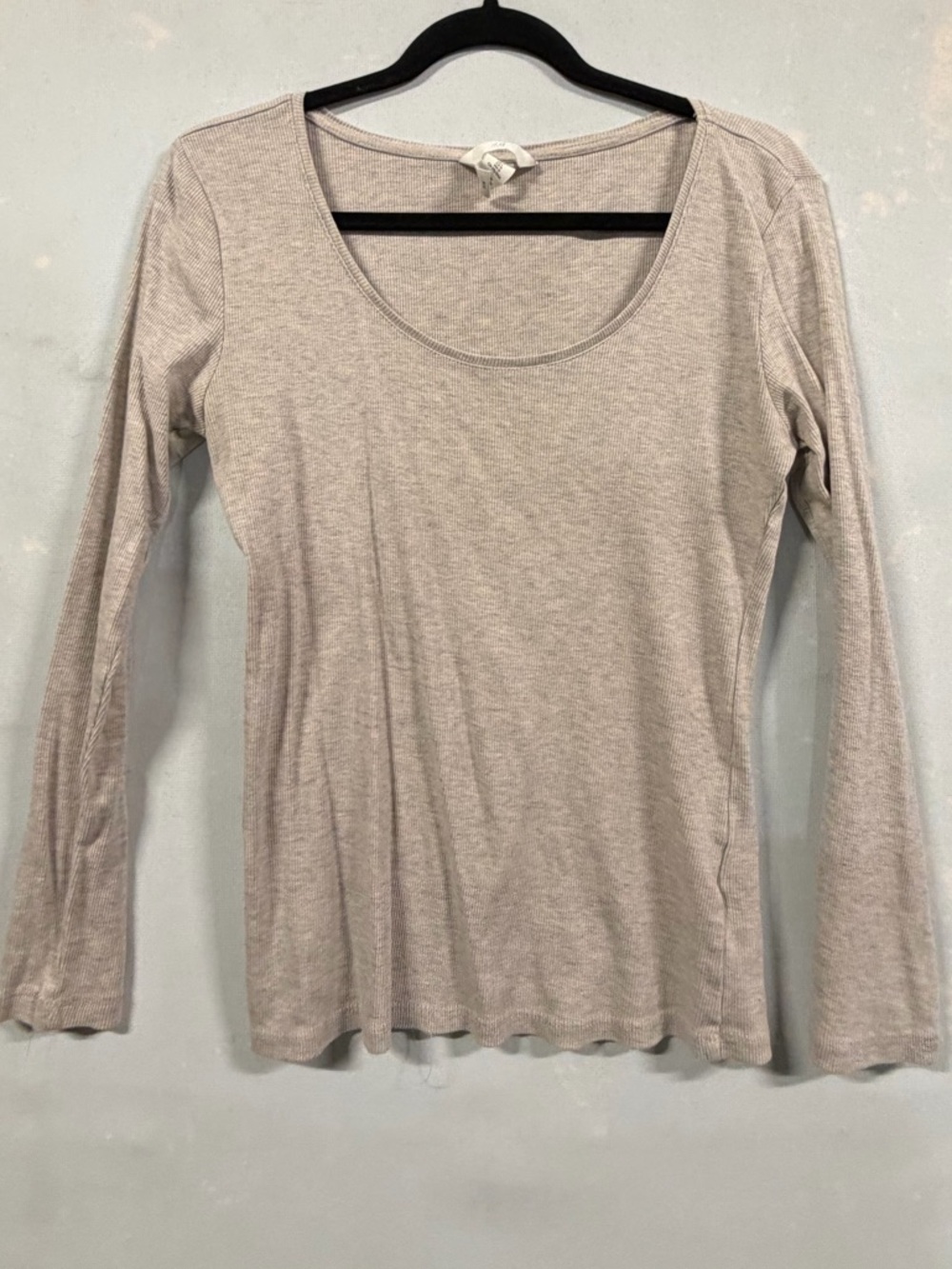 H&M Gray Ribbed Long-Sleeve Tee